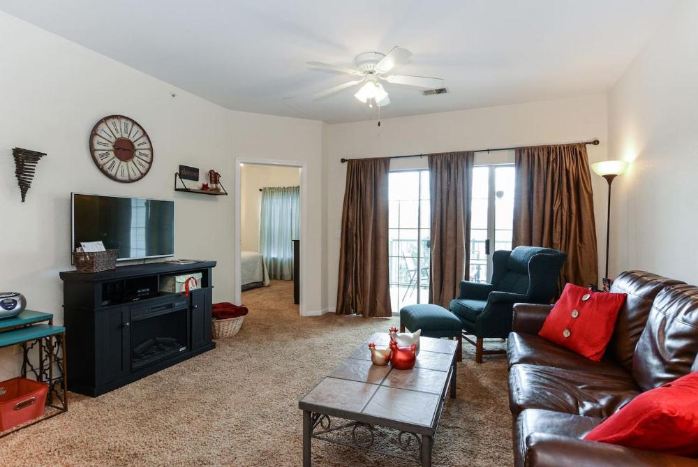 Hideaway at Holiday Hills